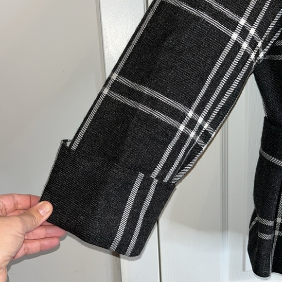 Bandolino acrylic and wool plaid belted jacket women’s 16 - Picture 4 of 11